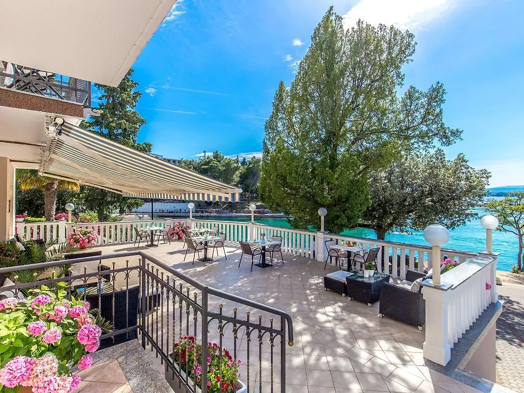 Guest house Apartments & Rooms Milcetic M Malinska