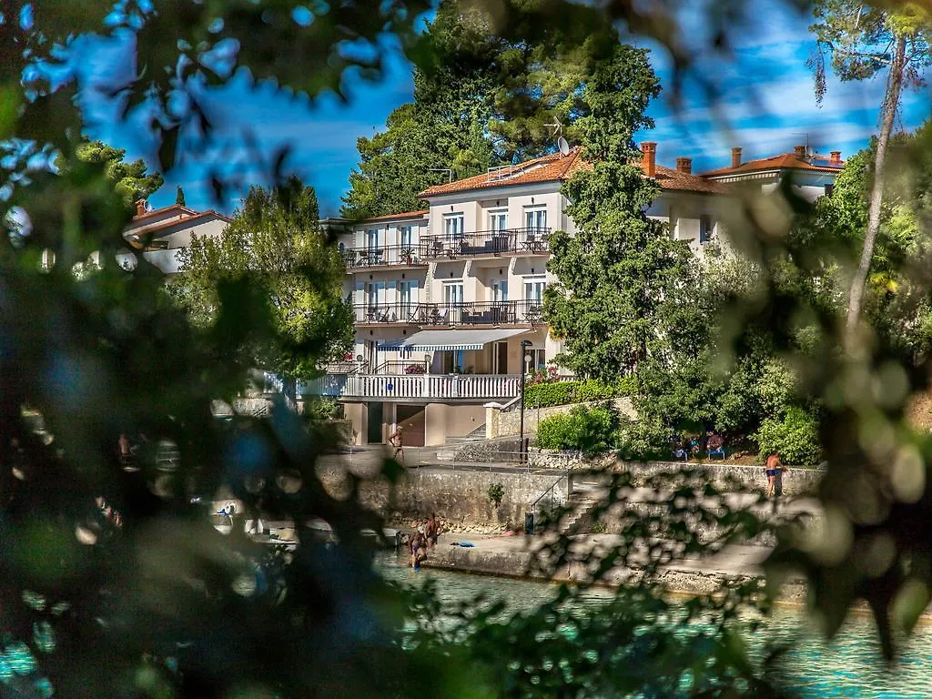 Apartments & Rooms Milcetic M Malinska Croatia