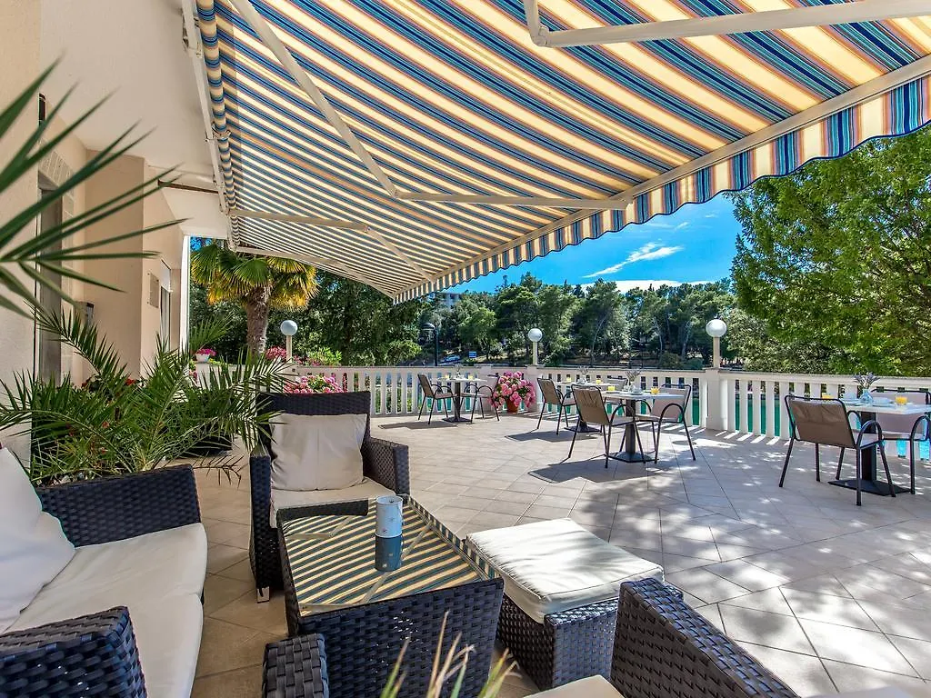 **** Guest house Apartments & Rooms Milcetic M Malinska Croatia